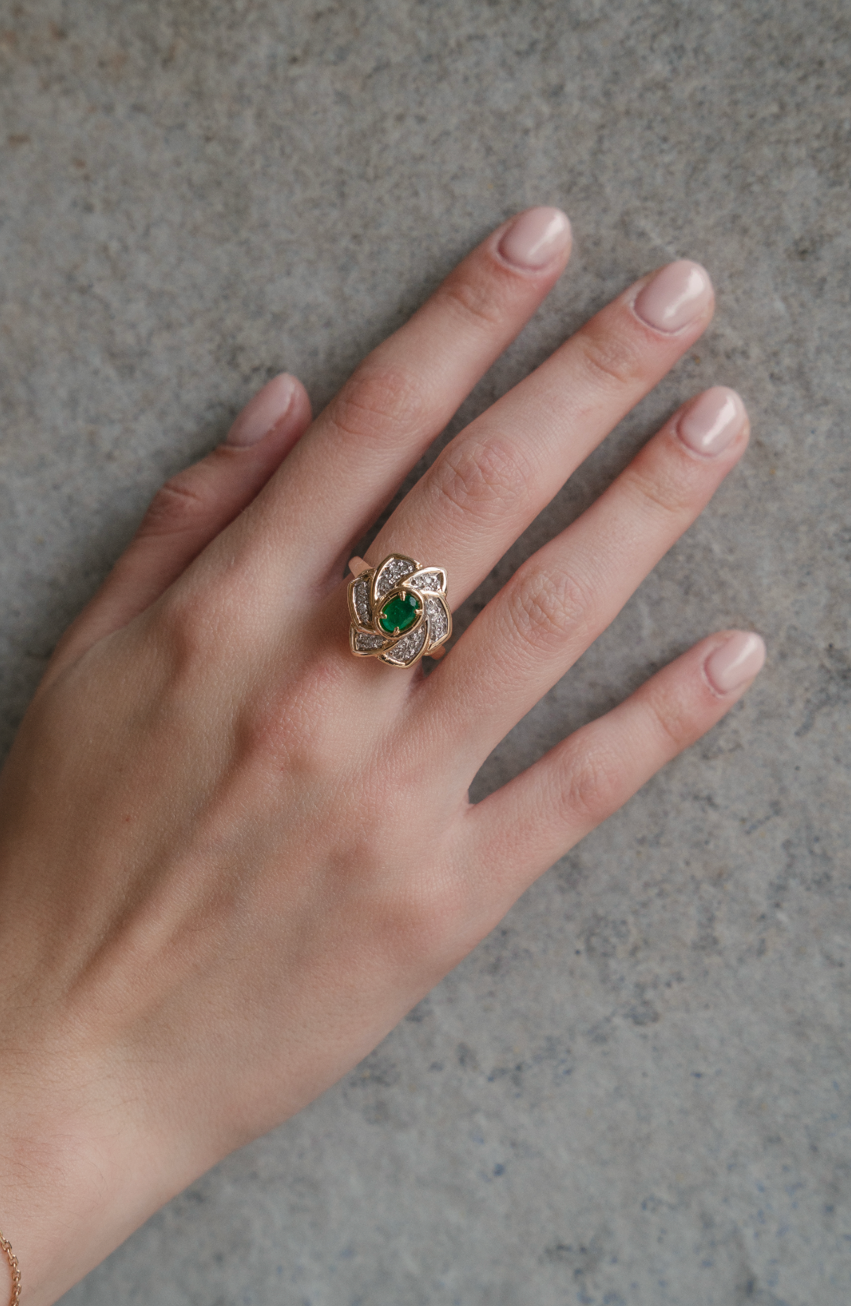 Flower Emerald and Diamond Ring